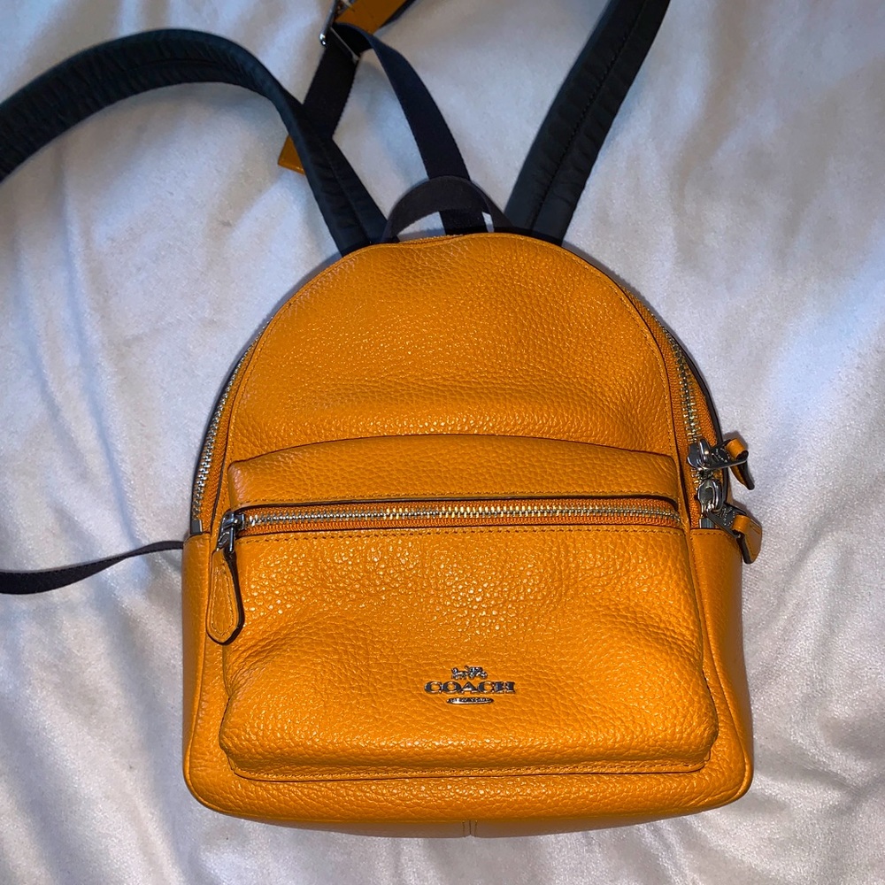 COACH ✨Mini Charlie Backpack ✨🤩
